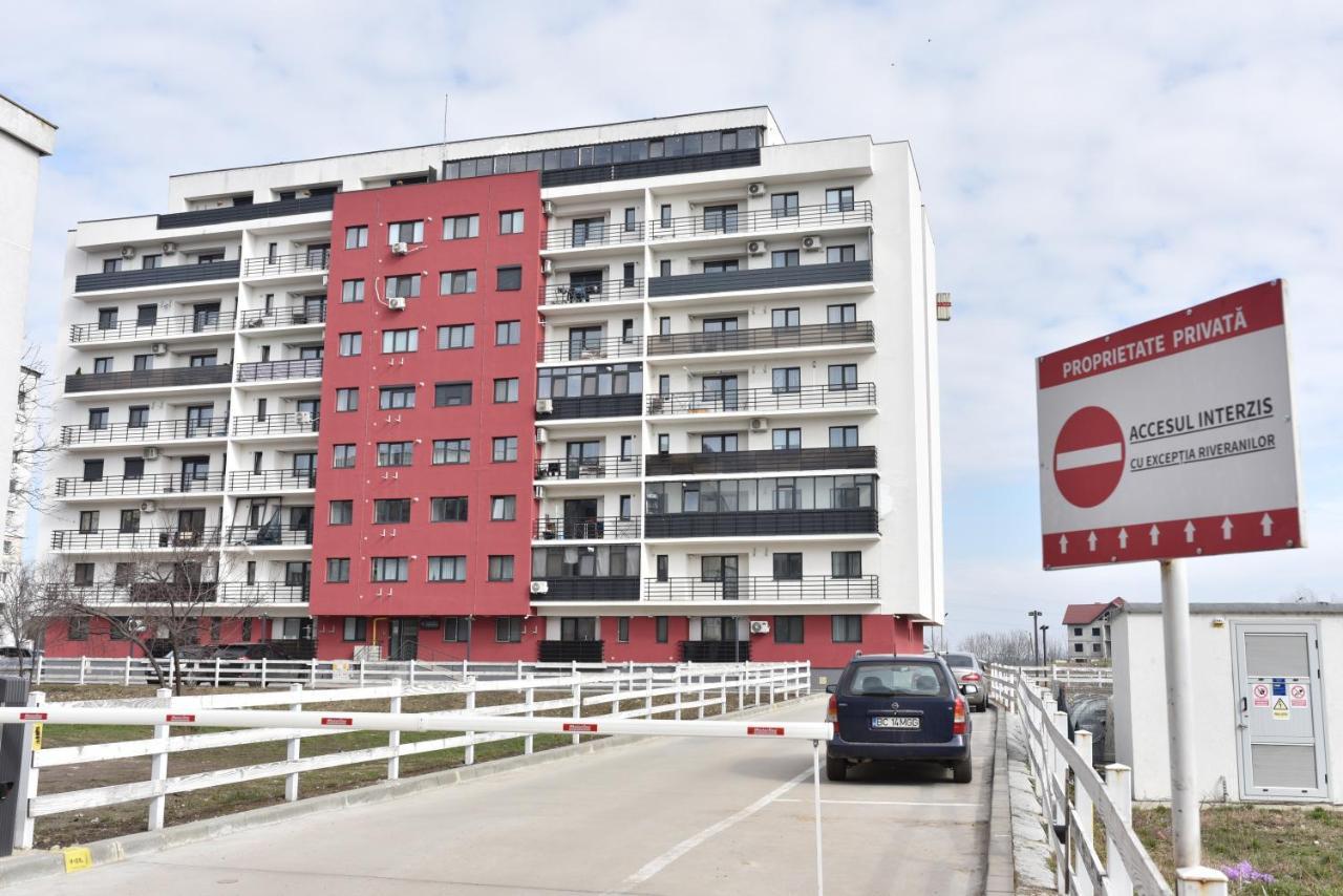 Mall Luxury Apartments Bacău Eksteriør billede