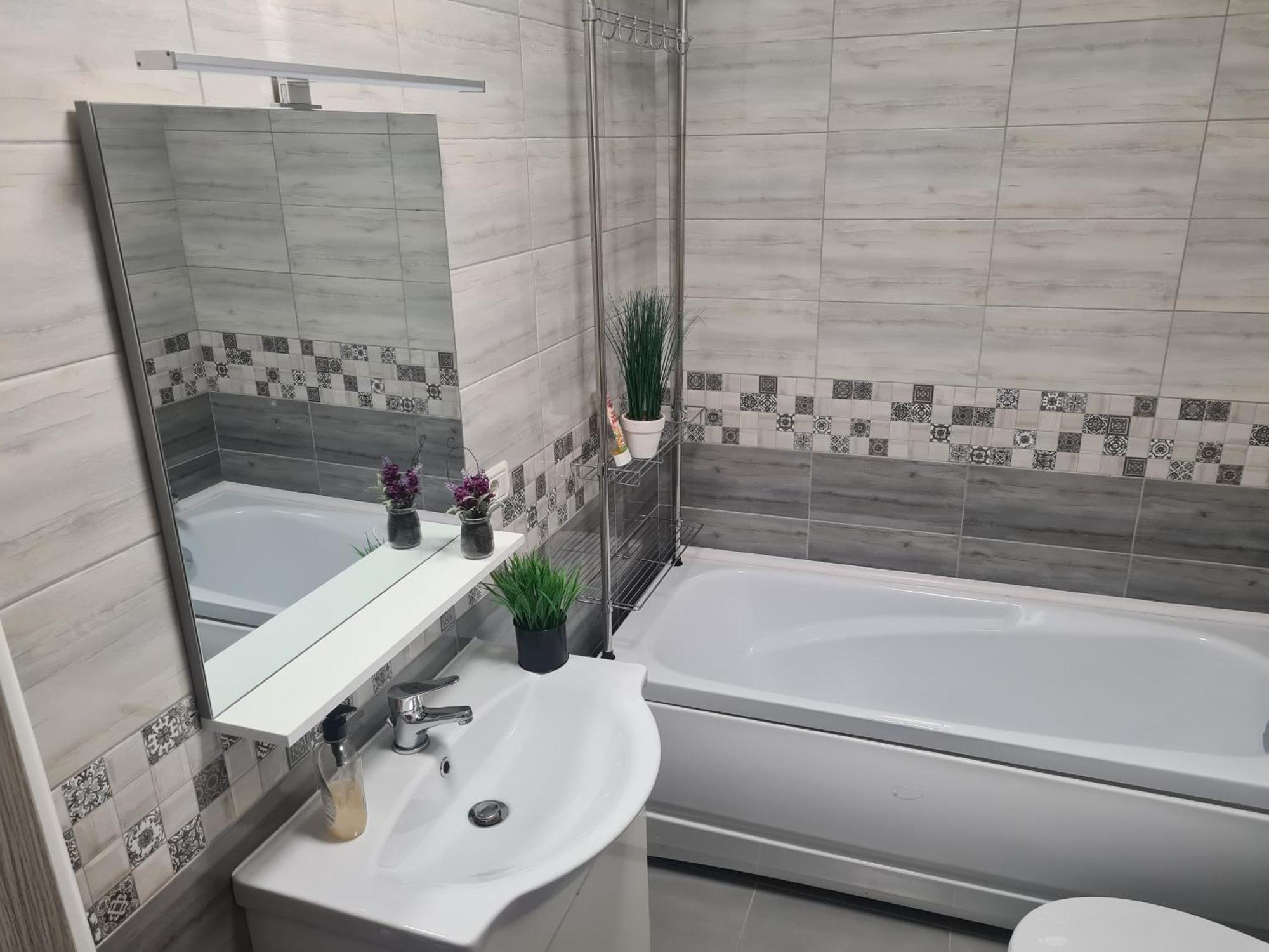 Mall Luxury Apartments Bacău Eksteriør billede